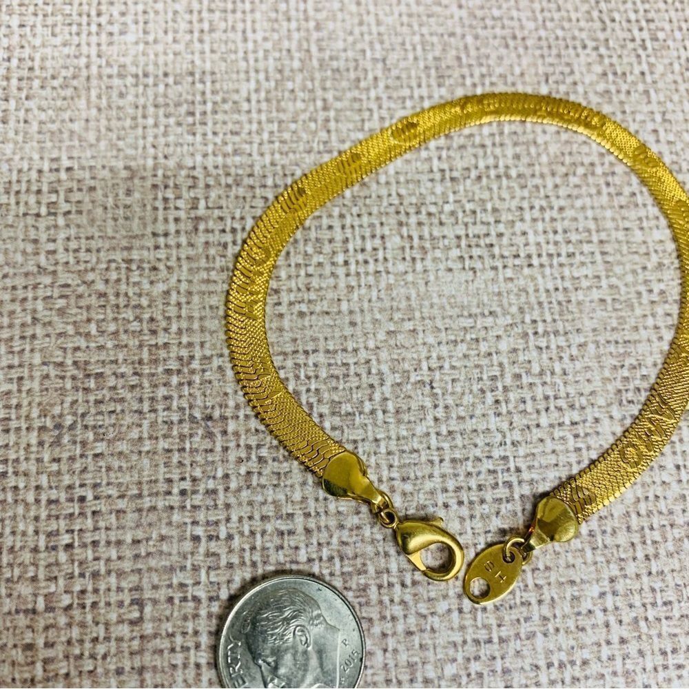 Gold Herringbone Te Amo Bracelet‎